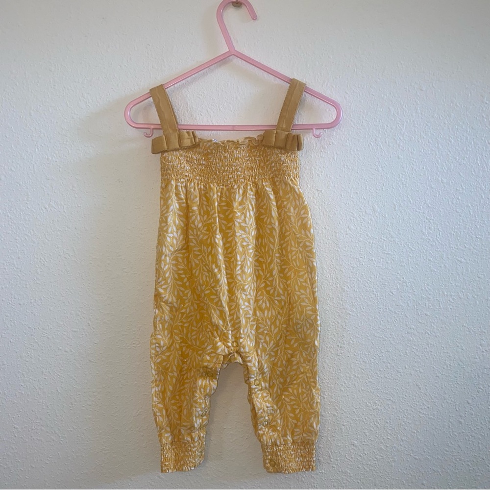 3/$12 Emily and Oliver Yellow Sparkly Snap Up Jumper 3-6 Month Baby Girl